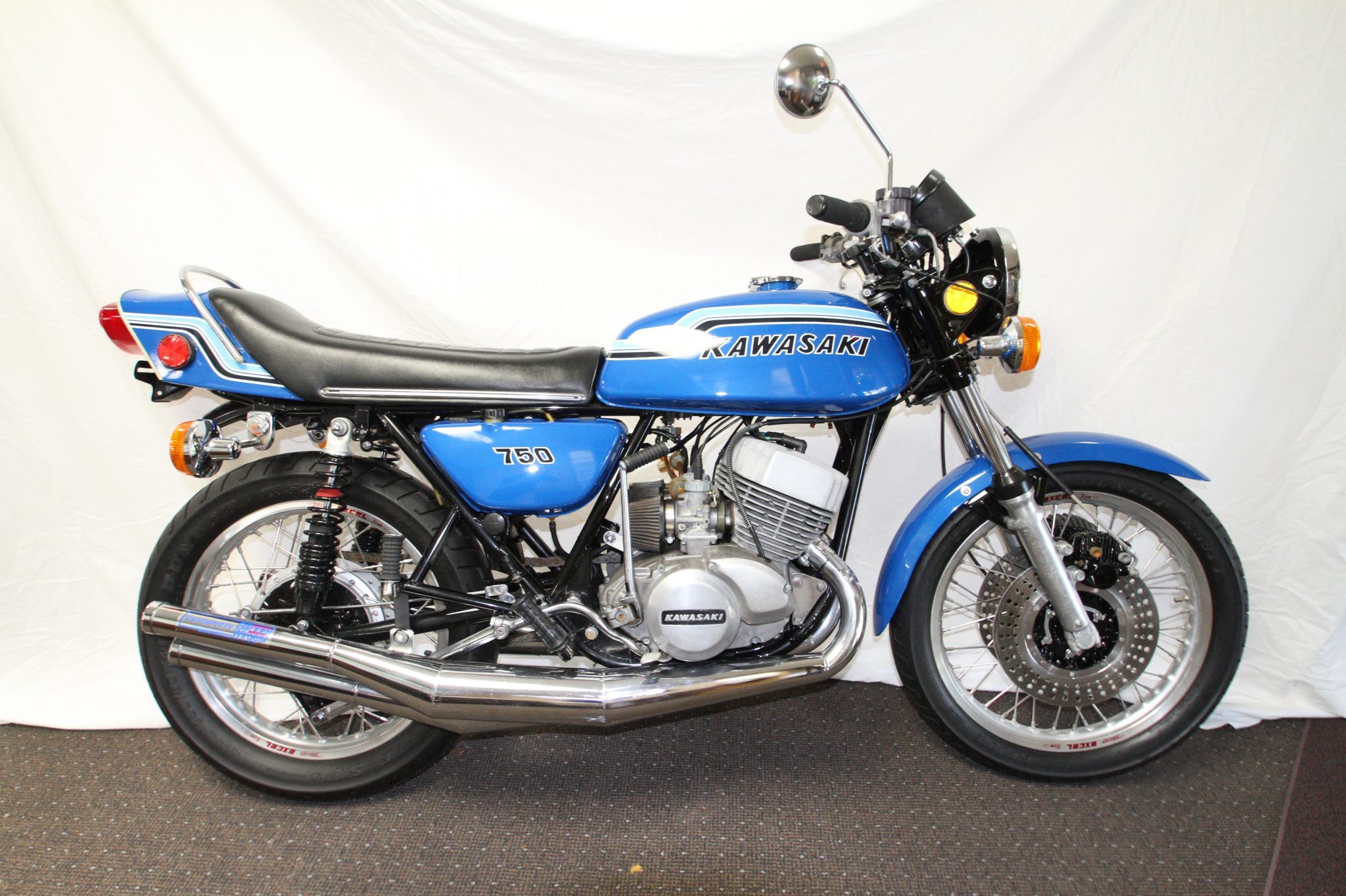 Kawasaki H2 750